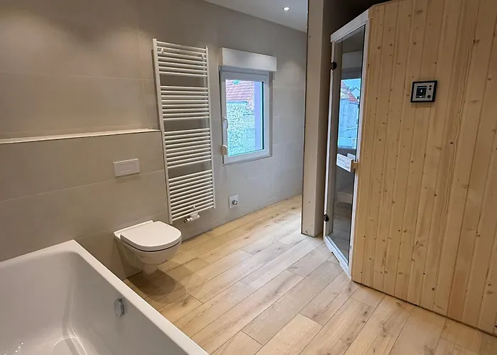 Halbritter 2 別荘 Pouch